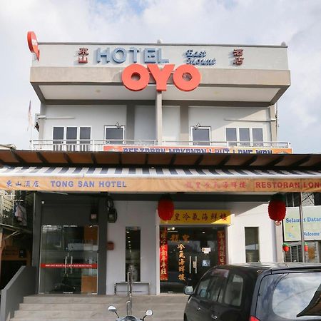 Oyo 89915 East Mount Hotel Kukup Exteriér fotografie